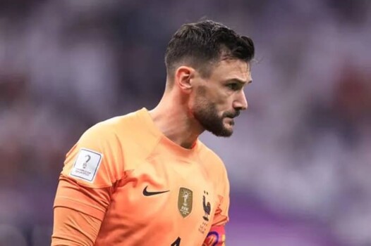 منتخب الديوك يحظى بدعم لوريس