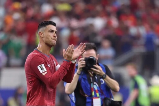 رونالدو: سأستيقظ غدًا كما أنا فضميري مرتاح