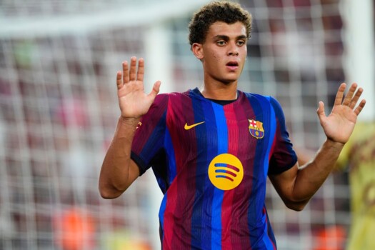 برشلونة يُتوج بكأس غامبر على حساب الاهلي المصري