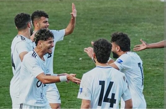 الجزيرة يتصدر الدوري الإماراتي والعين يتراجع بعد خسارته أمام شباب الأهلي بعد نهاية الجولة السادسة