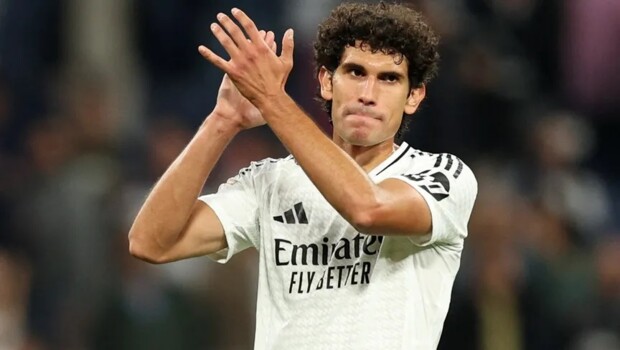 ريال مدريد يعلن رحيل المدافع خيسوس فاييخو