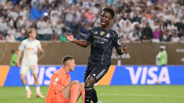 ريال مدريد يتمسك بموقفه تجاه فينيسيوس: "فليرحل مجانًا"