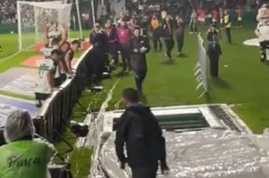 احتفال بهدف يتحول إلى كابوس في الدوري البرازيلي!