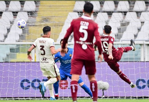الدوري الإيطالي: هزيمة مفاجئة لروما أمام تورينو