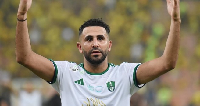 الاهلي السعودي يحدد 3 أسماء لخلافة محرز بعد رحيله الرسمي