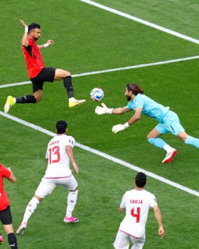 تريزيغيه يقترب من دوري روشن السعودي