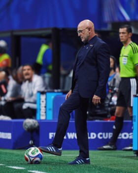 دي لا فوينتي بعد الفوز على السعودية: من الجنون الشك بمنتخب إسبانيا