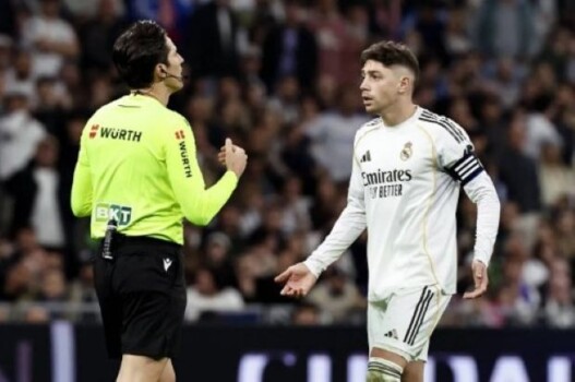 تحليل تحكيمي لديربي مدريد: ركلة جزاء صحيحة وطرد مثير للجدل