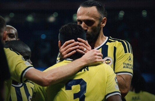 ملحق دوري ابطال اوروبا: فنربخشة يحسم تأهله على حساب اولمبيك ليون وتأهل ايك اثينا وخروج دينامو زغرب