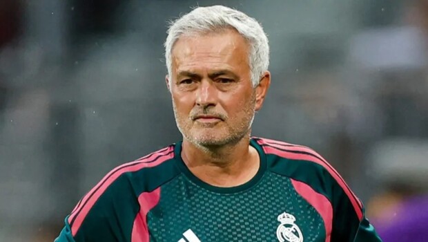 مورينيو لمهاجمي ريال مدريد: لا مكان للاعب لا يدافع
