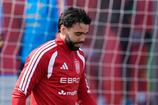رايا: مرمى اسبانيا في أيدٍ أمينة قبل انطلاق كأس العالم
