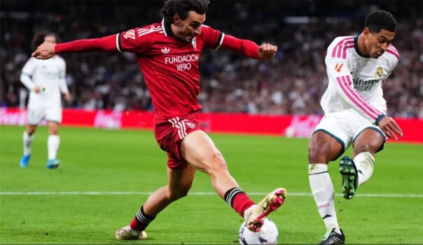 اغليسياس يشكك في التحكيم بعد خسارة إشبيلية أمام ريال مدريد