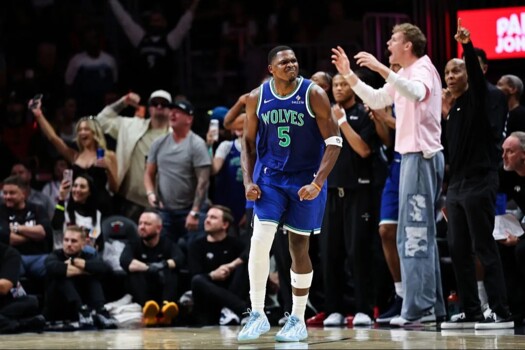 45 نقطة لادواردز وجيرومي في مباريات NBA فجر اليوم