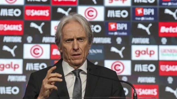 جيسوس يضع كأس العالم 2030 هدفاً مع البرتغال