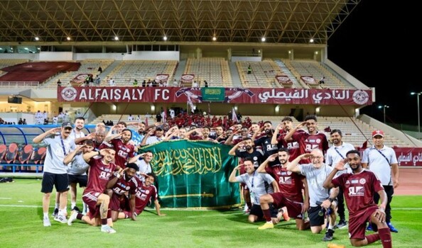 ثلاثة أندية تحقق انتصارها الأول في دوري روشن السعودي