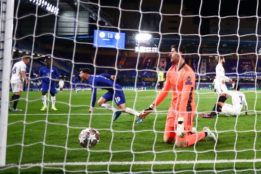 موجز الصباح: تشيلسي يطيح بريال مدريد ويضرب موعدا مع السيتي، الخليفي يحذر برشلونة وبوفون يرحل عن يوفنتوس