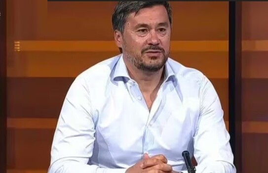 بوغدانوفيتش في مرمى الانتقادات بسبب تصريحات عنصرية خلال مونديال 2026