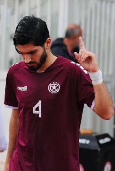 كسر بالقدم