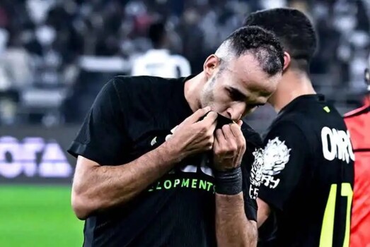 الزمالك يعاقب لاعبه مالياً بعد تصرفه عقب تسجيل هدف الفوز
