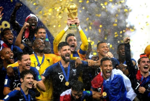 تموز : مونديال روسيا فرنساوي ، رونالدو الى اليوفي ، الاندية الاوروبية تستعد للموسم الجديد 