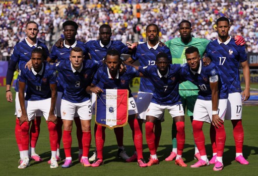 فرنسا تسعى لتكرار انجاز البرازيل والمانيا في كأس العالم