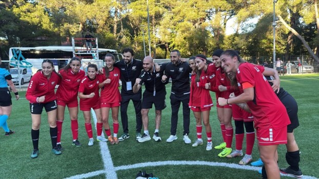 منتخب لبنان للسيدات يحقق فوزه الأول في كأس العالم للميني فوتبول