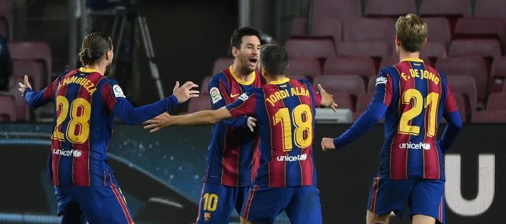 موجز الصباح: ليفربول يُسقِط توتنهام، برشلونة يهزم سوسييداد، تعثّر ميلان ويوفنتوس وفوز الانتر وبايرن وسان جيرمان