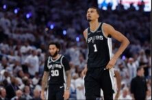 موجز الصباح: بيريز يرفض اجراء اي مناظرة مع خصمه، خروج مفاجئ لتسيتسيباس وشيلتون وتأهل سابالينكا وغوف في رولان غاروس، السبيرز يفرض مباراة سابعة امام اوكلاهوما، المركزية يهزم البترون، وديًّا فوز مصر على روسيا وخسارة قطر من ايرلندا