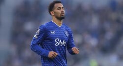 الهلال يهدد استمرار اليمان نداي مع ايفرتون