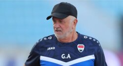 قيود السفر تهدد حضور مدرب العراق قرعة كأس آسيا 2027