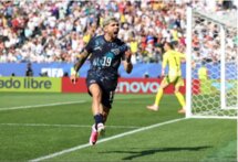 انسيسو يدخل التاريخ بعد هدفه في مرمى المانيا