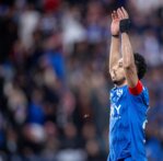 بنزيما والدوسري يغادران تدريبات الهلال قبل مواجهة نيوم المصيرية