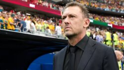 الاتحاد الاسترالي يجدد ثقته ببوبوفيتش رغم الخروج من المونديال