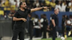 العطوي يبرر سقوط الفتح أمام النصر ويعد بالتعويض