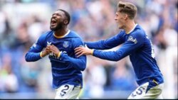 الدوري الانكليزي الممتاز: مايتلاند نايلز يخطُف تعادلاً قاتلاً لإيفرتون أمام مانشستر يونايتد
