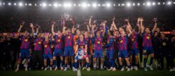 موجز الصباح: برشلونة يحسم الكلاسيكو ويتوج باللقب رقم 29 وينال تهنئة ميسي، اتالانتا يهدد موسم اليغري وفوز مثير لروما، انتصار يونيون بر لين على ماينز، بي اس جي يقترب من اللقب وخسارة ليون، النيكس الى نهائي الشرقي ومينيسيوتا يعادل السلسلة مع السبيرز، انتصارات لاوساكا وريباكينا وشفيونيتيك في روما