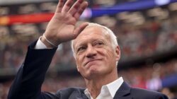 الاتحاد الفرنسي يودّع ديشان بعد 14 عاماً ويشيد بإرثه التاريخي