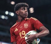 يامال مصر على حمل الرقم 19 مع منتخب اسبانيا