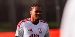 ليفربول يرفض التخلي عن ريو نغوموها