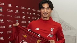 من هو تاكومي مينامينو نجم ليفربول الانكليزي الجديد؟ 