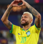 شاهد ..تأثر نيمار بعد سماع اسمه ضمن قائمة المنتخب البرازيلي