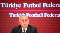 رئيس الاتحاد التركي ينفي التورط في فضيحة التحكيم
