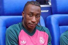 ديوماندي مستعد للتضحية من أجل مورينيو في ريال مدريد