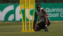 ليفركوزن وانتر يتنافسان على ضم موسى ديابي من الاتحاد