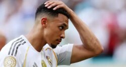 عدة اندية انكليزية تراقب وضع ترينت الكسندر ارنولد في ريال مدريد