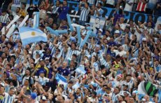 اشتباكات بين جماهير الأرجنتين قبل مواجهة انكلترا