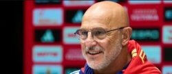 دي لا فوينتي: مستقبلي مع المنتخب فقط