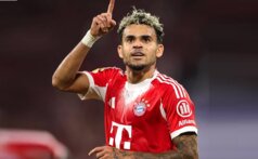 بايرن ميونيخ يغلق الباب أمام الهلال بشأن لويس دياز