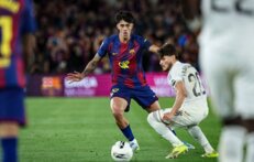 بيرنال يرفض الرحيل عن برشلونة وسط اهتمام مانشستر يونايتد