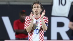 مودريتش يصرّ على التركيز على المونديال رغم شائعات الاعتزال